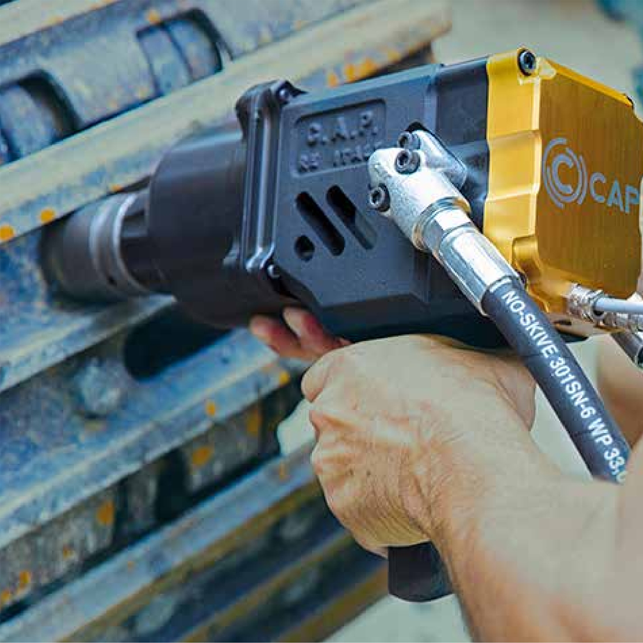 Hydraulic tool